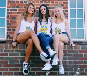 Het blijkt dat meisjes een stuk leuker en minder verwaand worden als ze een paar keer een stevig pak op hun billen gekregen hebben.