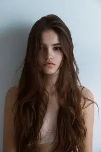 Het is mooi als je eindelijk even gaat huilen als je over de knie ligt en op je billen krijgt, want dat lucht op.