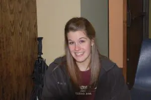 Vroeger was billenkoek zeg maar heel gewoon en het werkte vaak het beste. Een pak slaag op de blote bips of een pak voor de broek en het was over. 