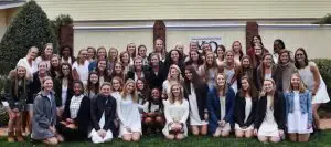Sororities behoren tot de belangrijkste voorbeelden van billenkoek bij volwassen meiden die daar zelf vrijwillig voor kiezen. Ook bij de sororities die de nieuwe leden van te voren duidelijk maakten dat het traditie was dat studentes bij de ontgroening en voor straf serieus met de paddle op hun billen kregen, waren er altijd meer aanvragen dan er geplaatst konden worden.