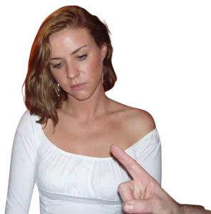 Soms is het goed dat je tijdens de begeleiding even aangepakt wordt en niet met een slap excuus er vanaf komt. Als je je niet aan je afspraken hebt gehouden volgt er eerst een duidelijk gesprek. Daarna krijg je een stevig pak op je blote billen. Je hebt je billen tenslotte niet voor niks.